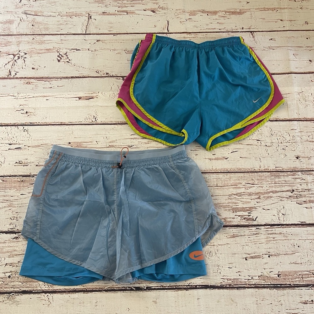 Nike Icon Clash Tempo Luxe 2-in-1 Running Shorts Lot of 2 Women's Activewear